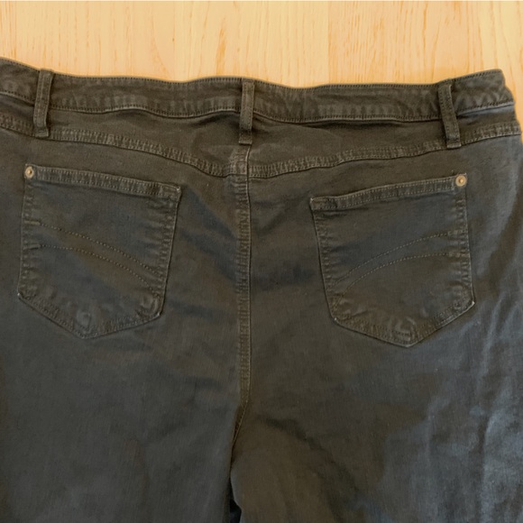 Second Yoga Jeans - Picture 5 of 7